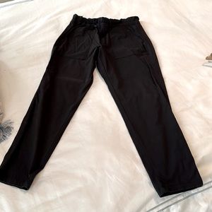 Athleta Trekkie Paperbag Waist pants